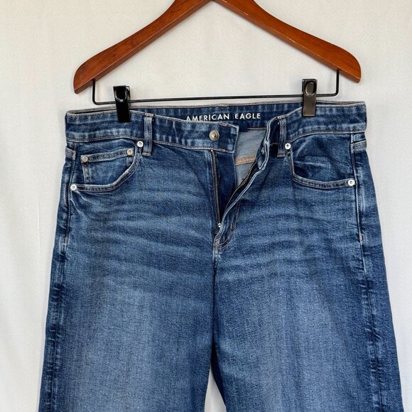AE Stretch Low-Rise Baggy Wide-Leg Raw Hem Med Blue Denim Jeans Size 12 Long - Picture 4 of 15